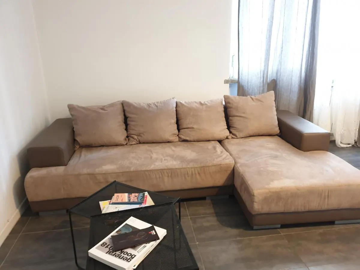 Aurora Apartment Milan Italy