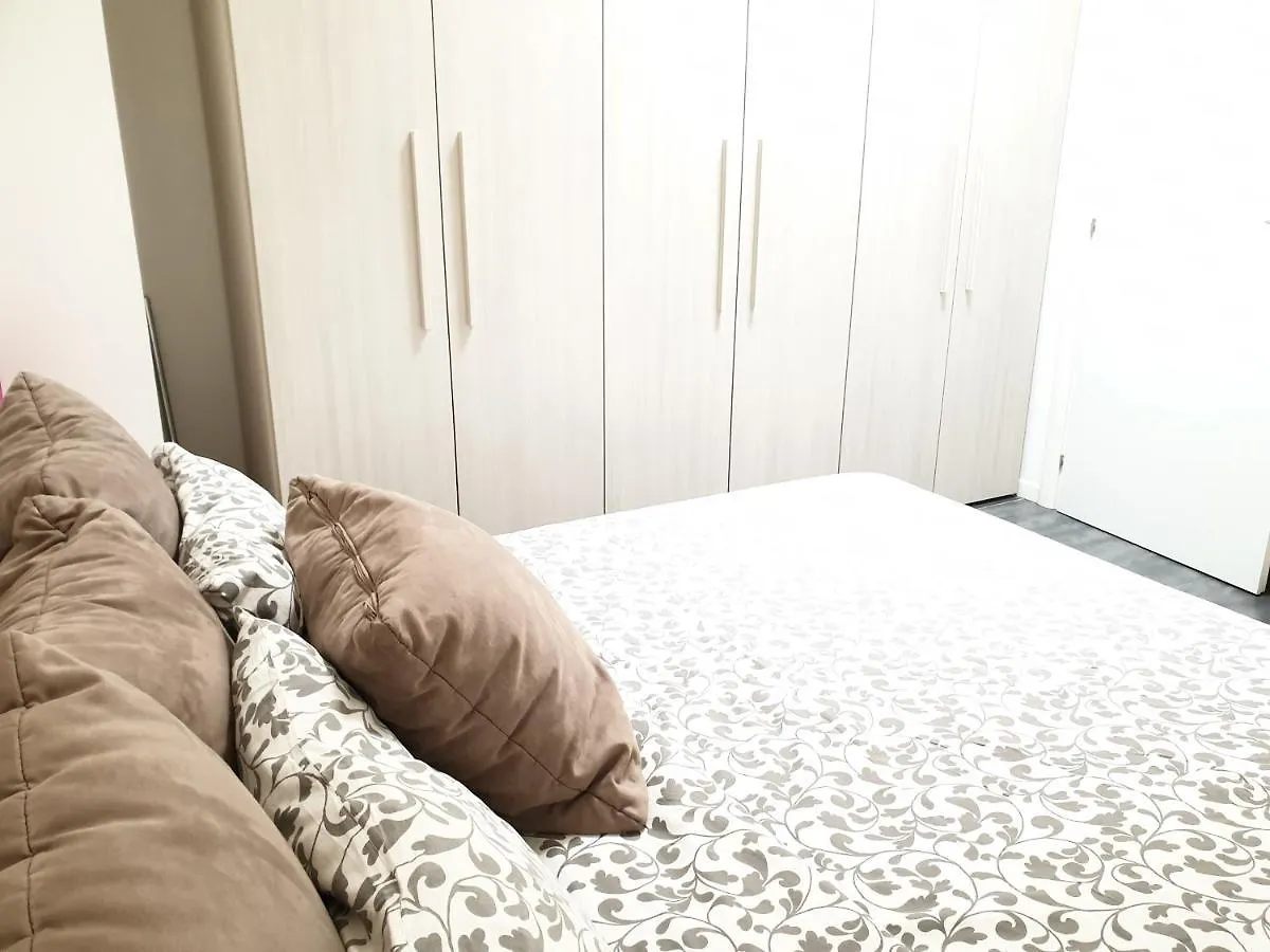 Appartement Aurora à Milan 0*,