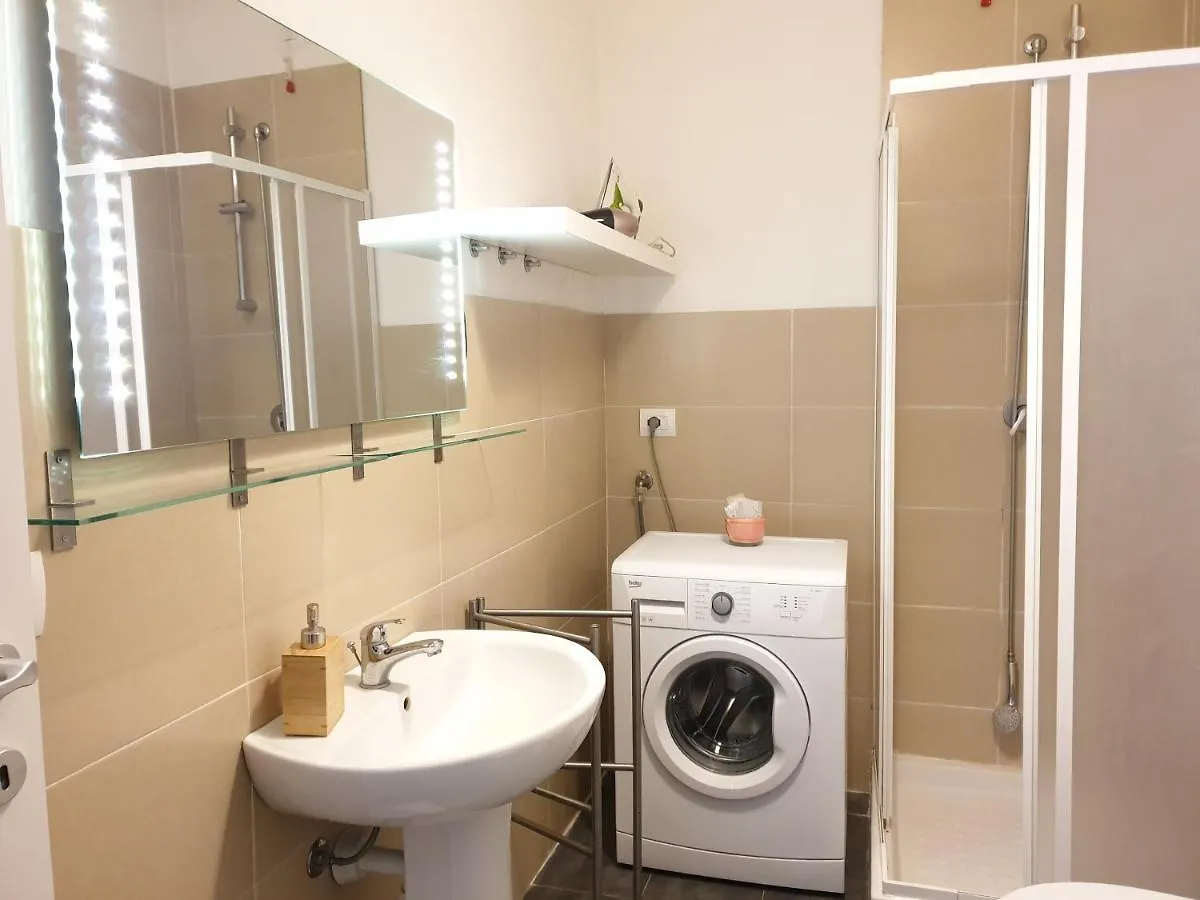 Appartement Aurora à Milan 0*,